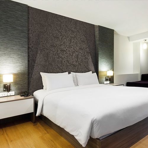 Pannello decorativo da parete - LUX : M16001.00 BLACK FLORAL - Vicaima - prefabbricato / idrofugo / ignifugo