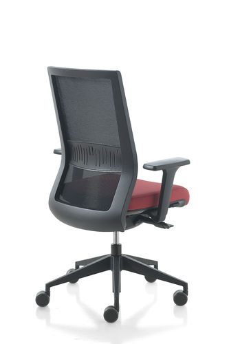 Poltrona da ufficio contemporanea - KARMA - KASTEL srl - in rete / con poggiatesta / ad altezza regolabile