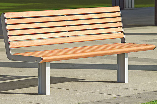 Panca per spazi pubblici contemporanea - PARIBUS - Gem. Westeifel Werke GmbH - in legno di latifoglie / in acciaio galvanizzato / in acciaio con rivestimento a polvere