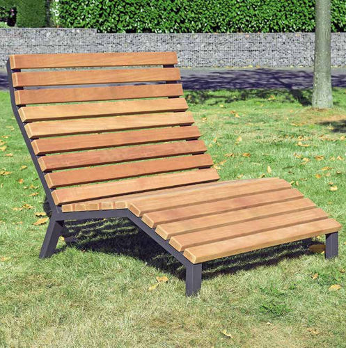 Lettino prendisole contemporaneo - Eifel - Gem. Westeifel Werke GmbH - in legno / in acciaio galvanizzato / per spazio pubblico