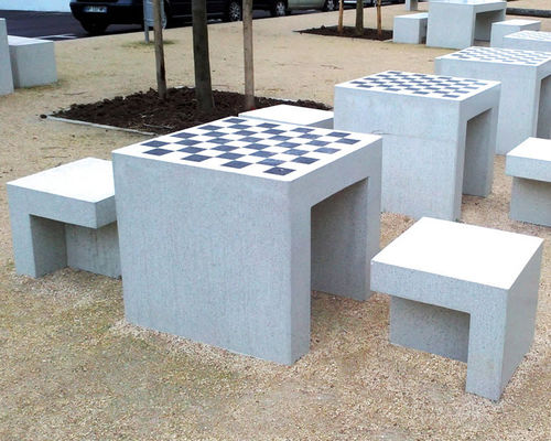 Set tavolo e sedia contemporaneo - ARCHE® - QUARTZO DESIGN - in pietra ricostituita / per spazio pubblico