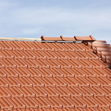 Tegola marsigliese - 93824 - Umbelino Monteiro - in terracotta