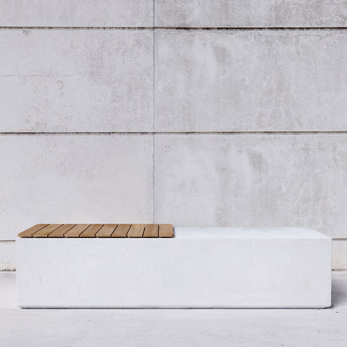 Panca per spazi pubblici contemporanea - BOX WH : 102.WH - SIT Urban Design - in legno / in ferro / in calcestruzzo
