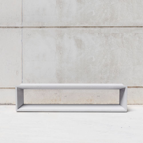 Panca per spazi pubblici contemporanea - FLAT : 420 - SIT Urban Design - in calcestruzzo / a tenuta stagna / di lunga durata