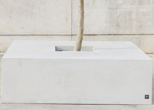 Panca per spazi pubblici contemporanea - Square 216 - SIT Urban Design - in fibra di vetro / senza schienale / senza braccioli