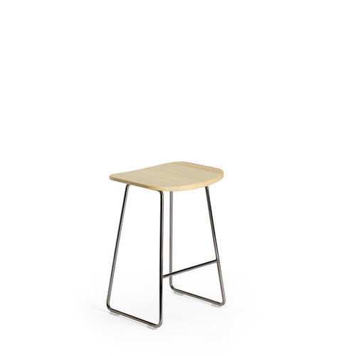 Sgabello design scandinavo - KLEJN LOW - Infiniti - in pelle / in tessuto / in frassino