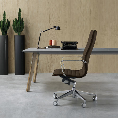 Sedia visitatore contemporanea - ICE - Quinti. - in alluminio / con supporto in alluminio / cantilever