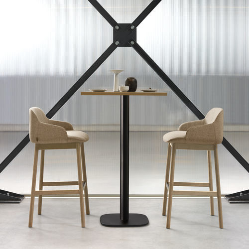 Sgabello contemporaneo - Deep Stool - Quinti. - in pelle / in tessuto / con supporto in metallo