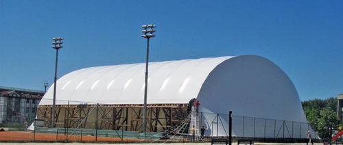 Tensostruttura su ossatura metallica - ArTech - su ossatura in legno / con membrana in PVC / per stadio
