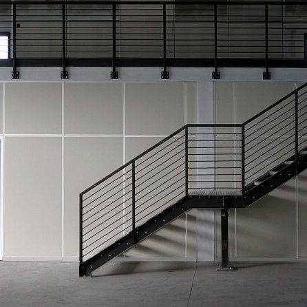 Parete fissa - INDUSTRIAL - UFFICIO DESIGN ITALIA - a vetrina / in legno / in metallo