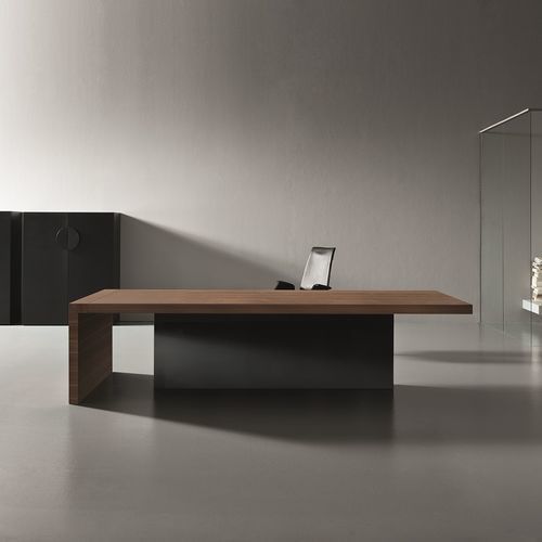 Scrivania direzionale - KYOTO - UFFICIO DESIGN ITALIA - da terra / contemporanea / in legno