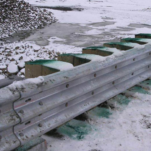 Barriera stradale in acciaio galvanizzato - THRIE-BEAM - Armtec