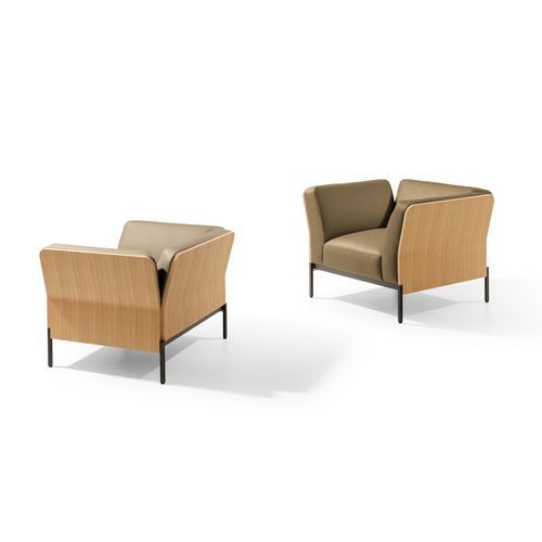 Poltrona contemporanea - FOLD  - True Design srl - in espanso / in legno / imbottita