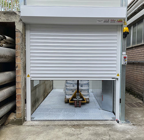 Montacarichi ad ingombro ridotto - C1 SCB/CCB - Green Park srl - professionale