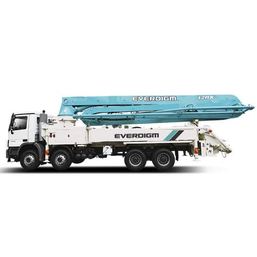 Pompa per calcestruzzo mobile - ECP42RX - Everdigm Corp - montata su camion