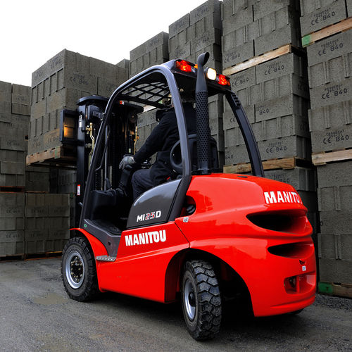Carrello elevatore su ruote - MI 25 D - Manitou America's, Inc.