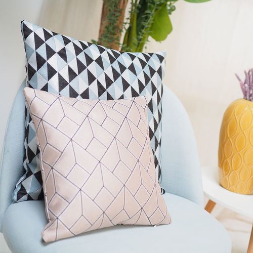 Tessuto da tappezzeria - BULNES - COMERSAN, S.A - per tende / con motivi geometrici / in poliestere