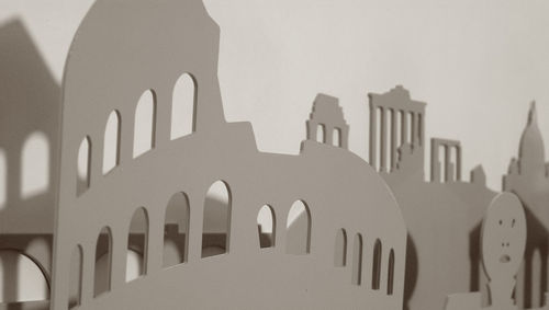 Appendiabiti a muro - SKYLINE ROMA - Utoopic - contemporaneo / in metallo
