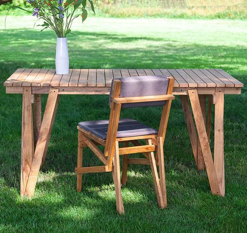 Tavolo contemporaneo - VIJ5 - in rovere / con supporto in quercia / rettangolare