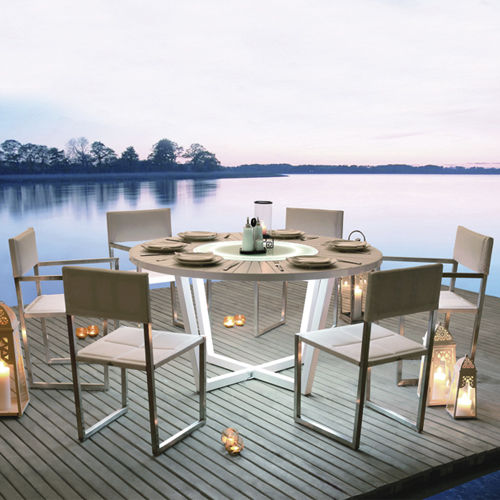 Tavolo contemporaneo - COLORADO - Spa PEIPS - in legno / rotondo / da giardino