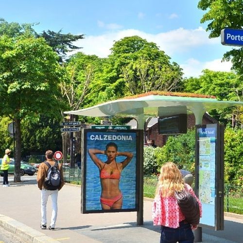 Pensilina per fermata d'autobus in metallo - JCDecaux - Mobilier Urbain - in vetro / intelligente / con panchina