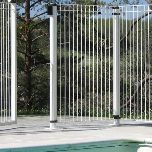 Barriera di protezione - D&eacute;corella - LIPPI - fissa / in acciaio termolaccato / per piscina