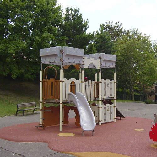 Struttura ludica per parco giochi - CAMELEO 2 HISTORIC : JCX-0016 - HUSSON INTERNATIONAL - in plastica / in acciaio / in HPL