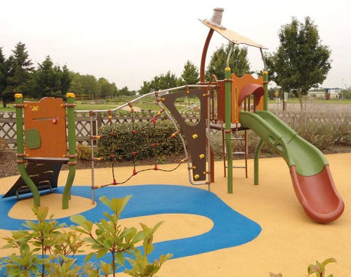 Struttura ludica per enti locali - PICCOLO 2 FORESTIC : JPX-0011 - HUSSON INTERNATIONAL - in plastica / in acciaio / in HPL
