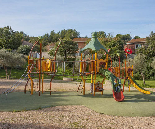 Struttura ludica per enti locali - CAMELEO 3 FANTASTIC : JCX-0019 - HUSSON INTERNATIONAL - in plastica / in acciaio / in HPL
