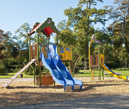 Struttura ludica per parco giochi - CAMELEO 3 CARTOON : JCX-0021 - HUSSON INTERNATIONAL - in plastica / in acciaio / in HPL