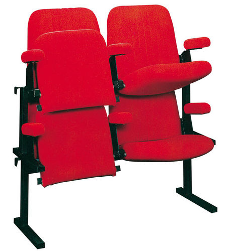 Poltrona per auditorium contemporanea - DOUBLET - in tessuto / pieghevole / rossa