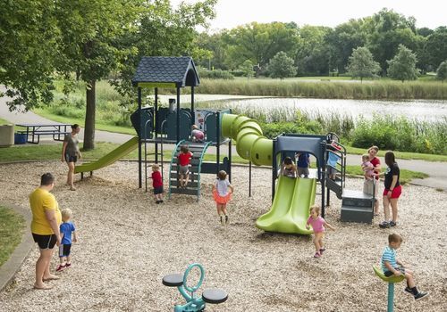 Struttura ludica per parco giochi - PlayShaper &ndash; Design 7142 - LANDSCAPE STRUCTURES - in acciaio con rivestimento a polvere / in polietilene / modulare
