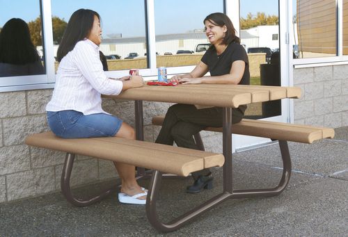 Tavolo da picnic contemporaneo - Poly - Design 2585 - LANDSCAPE STRUCTURES - in polietilene / con supporto in acciaio termolaccato / rettangolare