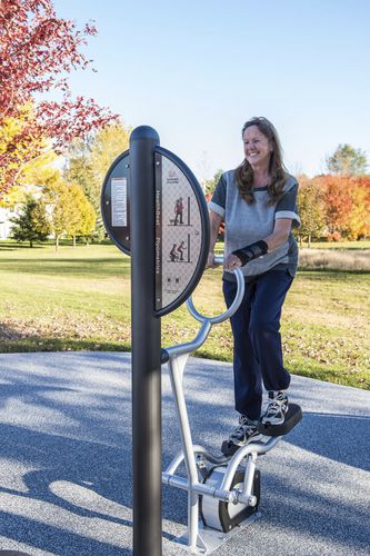 Stepper da esterno - HealthBeat&reg; - Design 2272 - LANDSCAPE STRUCTURES - per percorso vita / contract