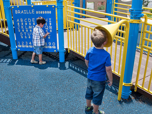 Struttura ludica per parco giochi - TALK TUBE - little tikes - in metallo / musicale
