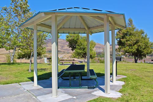 Pergola autoportante - progressive design playgrounds - in legno / con copertura in legno / su misura