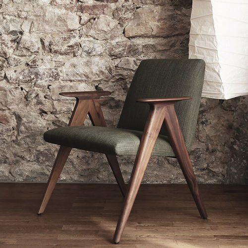 Poltrona contemporanea - LIBERA - STUA - in tessuto / in pelle / in legno