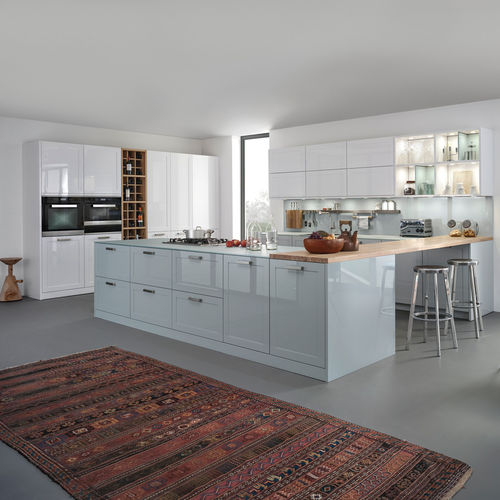Cucina contemporanea - CARRÉ-2-FG | XYLO | CARRÉ-2-LG - LEICHT - in vetro / in legno / con isola