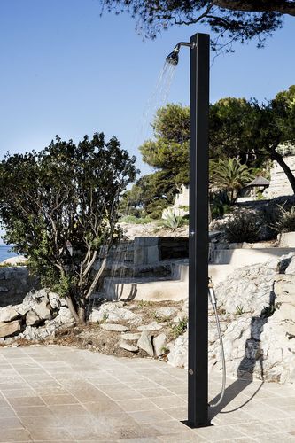 Doccia da giardino in acciaio galvanizzato - QUARTZ 80 - Tectona - per uso residenziale