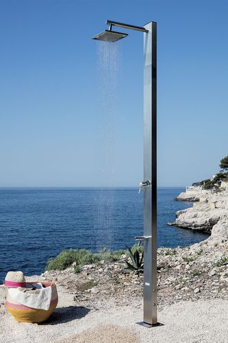 Doccia da giardino in acciaio inossidabile - SQUADRA - Tectona - per uso residenziale