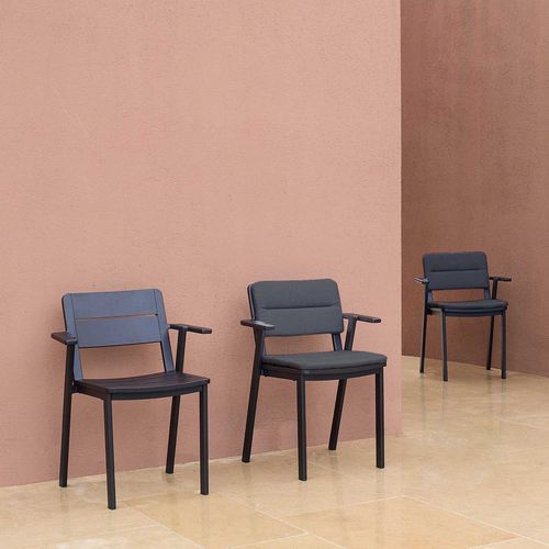 Sedia contemporanea - CLUBHOUSE - Tectona - da giardino / in tessuto / con supporto in alluminio