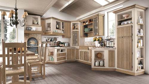Cucina classica - ELENA - CUCINE LUBE - in frassino / con maniglia integrata / laccata