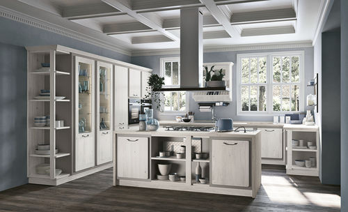 Cucina classica - REBECCA - CUCINE LUBE - in rovere / con isola / con impugnature