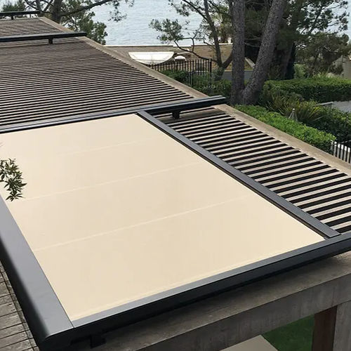 Copertura per pergola con protezione solare - ANTIBES - FRANCE - Gibus SPA - in legno / in tessuto / per uso residenziale