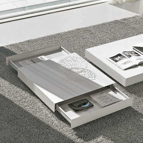 Tavolino basso contemporaneo - Bench - ALIVAR - in rovere / in MDF laccato / con supporto in quercia