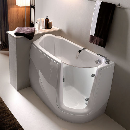 Vasca da bagno d'angolo - GEN-X - GRUPPO TREESSE - da incasso / in acrilico / per disabili