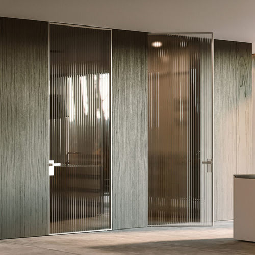 Porta da interno - LINEA - LINVISIBILE - in vetro / in alluminio anodizzato / a bilico con asse laterale