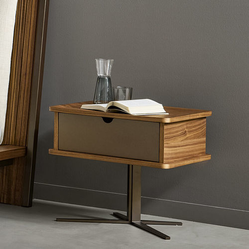 Comodino contemporaneo - Nelson  - BONALDO - in noce / impiallacciato in legno / con supporto in metallo verniciato