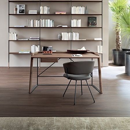 Scrivania da terra - Scriba - BONALDO - contemporanea / impiallacciata in legno / in noce