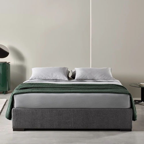 Letto matrimoniale - DEREK - MERIDIANI - contemporaneo / imbottito / in tessuto